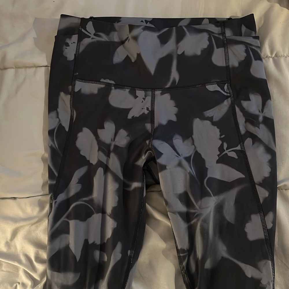 Athletic leggings from Target. Size L